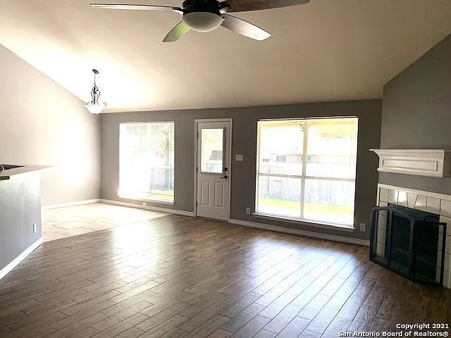 2546 Woodland Village Pl — Photo 7