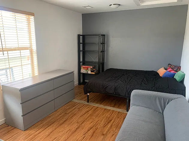 2990 Emporia Ct — Photo 26
