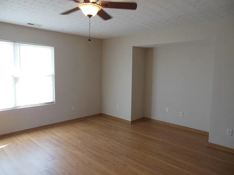 5929 Bay Harbor Dr — Photo 6