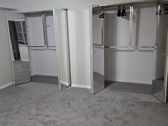 BEDROOM CLOSETS