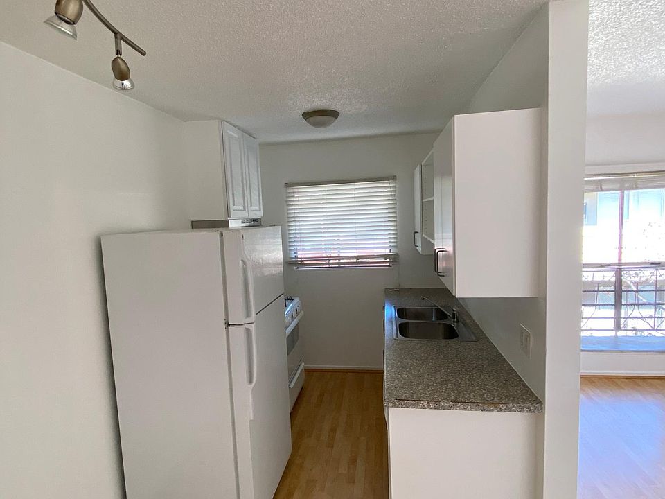 1st image of 940 Venice Blvd APT 19
