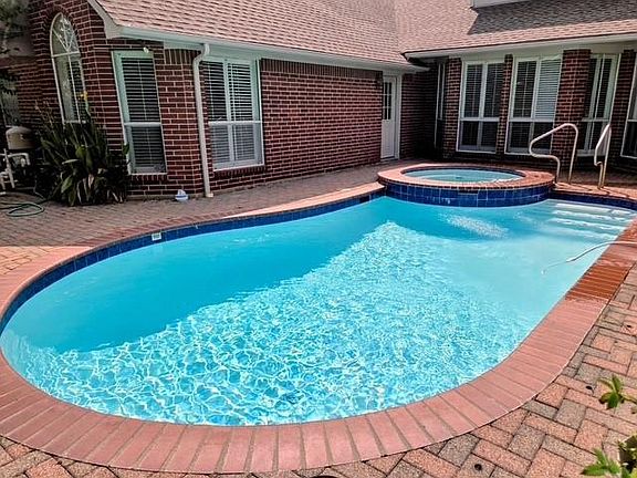 3rd image of 4331 Evergreen Elm Ct