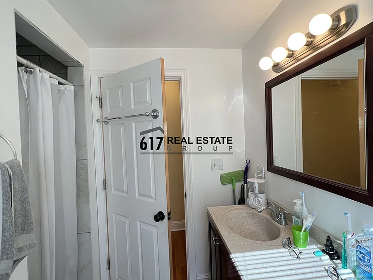 18 Silvey Pl #1 — Photo 7