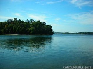 Rosapenny Rd, Charlotte, NC 28278