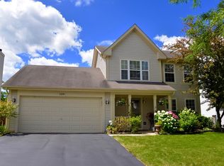 109 Sycamore Ave, Streamwood, IL 60107