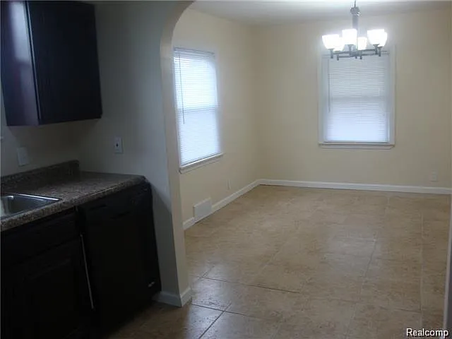 7535 Republic Ave — Photo 8