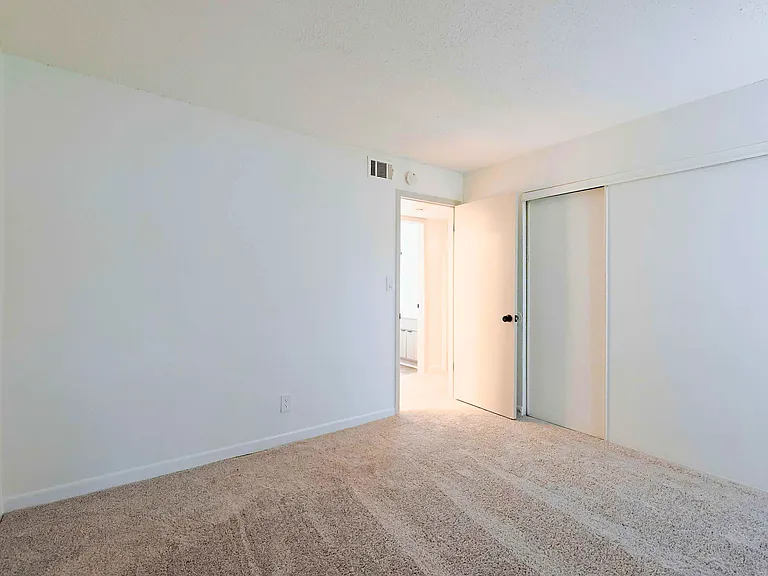Enclave at North Point — Photo 84