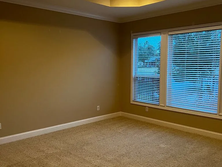 516 Eagle Blvd — Photo 9
