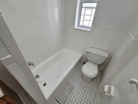 Rented by Premier One Realty LLC | media 8