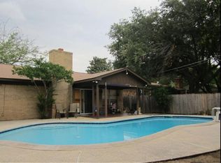 1025 Edgewood Trl, Benbrook, TX 76126