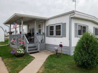 1303 Pioneer Trl, Mandan, ND 58554