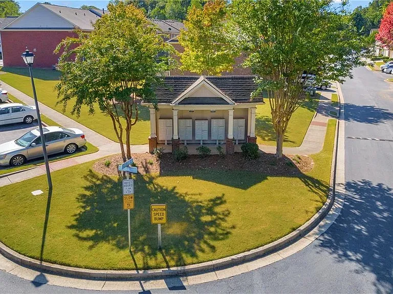 3966 Isaac Ct — Photo 13