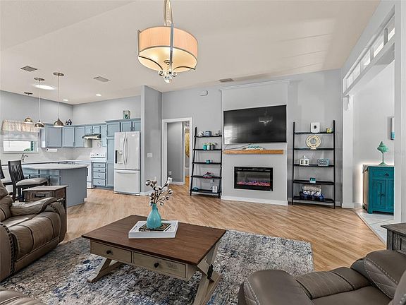 3rd image of 3531 RIDGEWOOD PATH