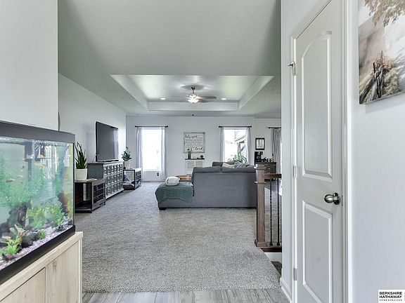 4th image of 20424 Saratoga Cir