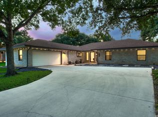 911 Silver Spruce St, San Antonio, TX 78232