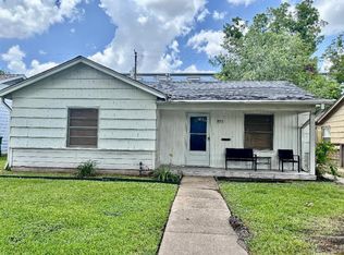 1911 Tabor St, Houston, TX 77009