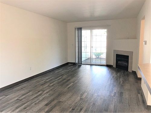 2nd image of 21423 12th Ave S