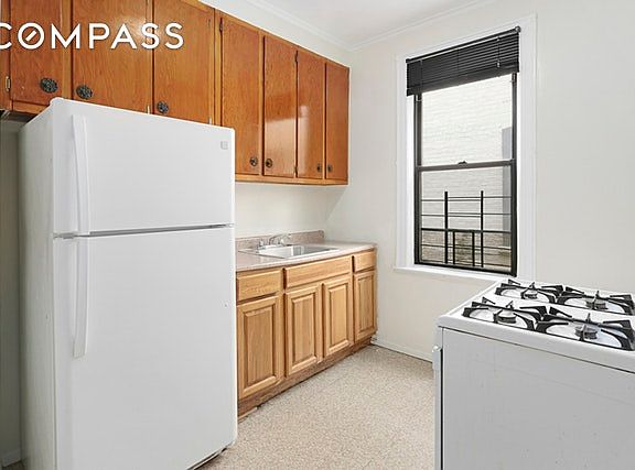 4th image of 4219 Digney Ave APT 2B