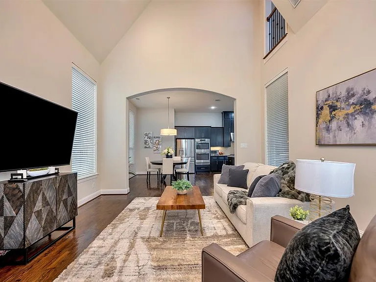 4600 Crossvine Dr — Photo 26