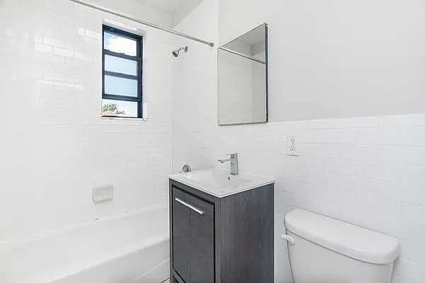 Rented by Modern Spaces | media 5