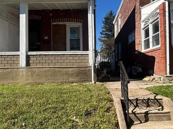 118 S 3rd St, Darby, PA 19023