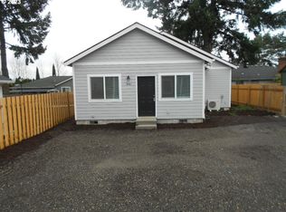 840 SE 155th Ave UNIT B, Portland, OR 97233