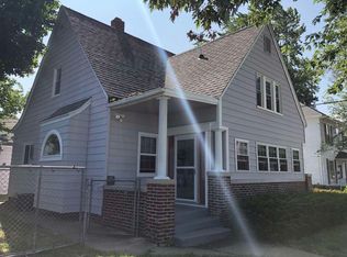 910 Clover St, South Bend, IN 46615