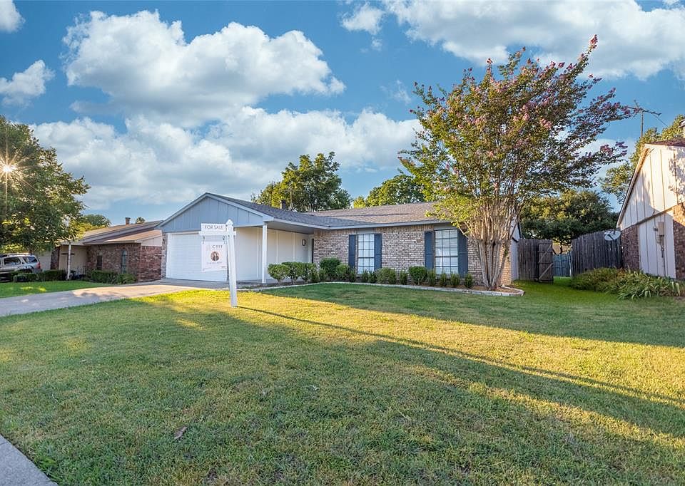 1st image of 311 Bluffview Dr