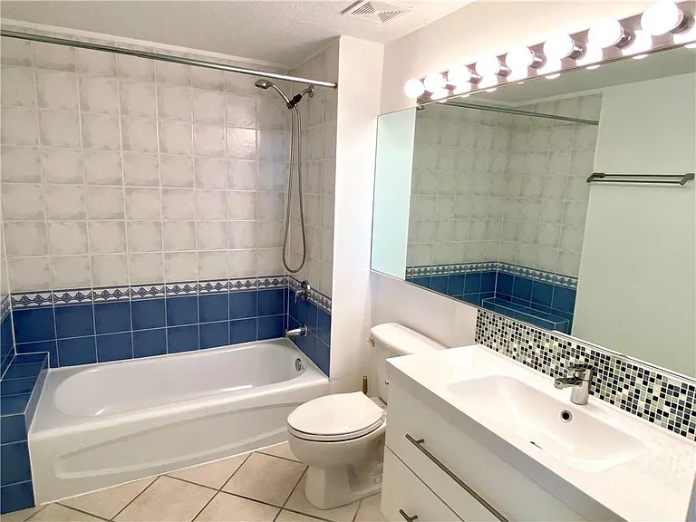 3500 Coral Way #815 — Photo 7