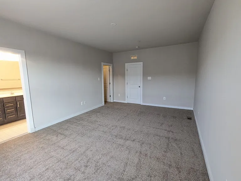 1129 Lawler Dr — Photo 33