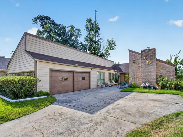 5522 Green Timbers Dr, Humble, TX 77346