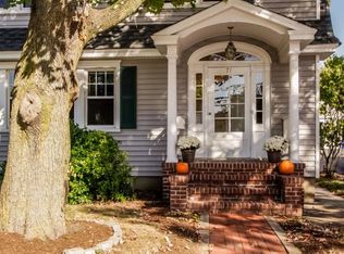 71 Gregory Blvd, Norwalk, CT 06855