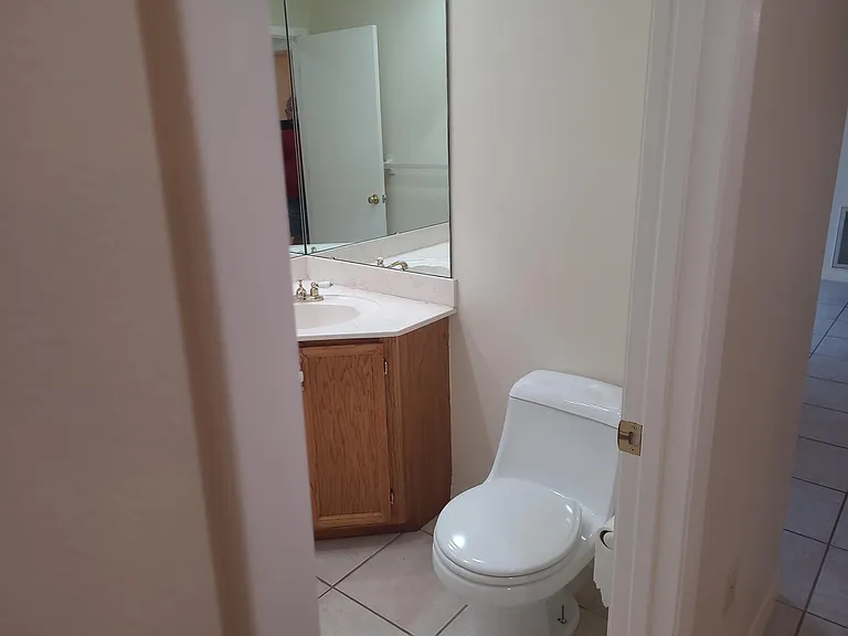 4273 Eastwood Dr — Photo 13