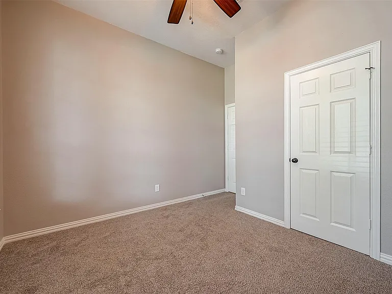7214 Glenwick Ct — Photo 34