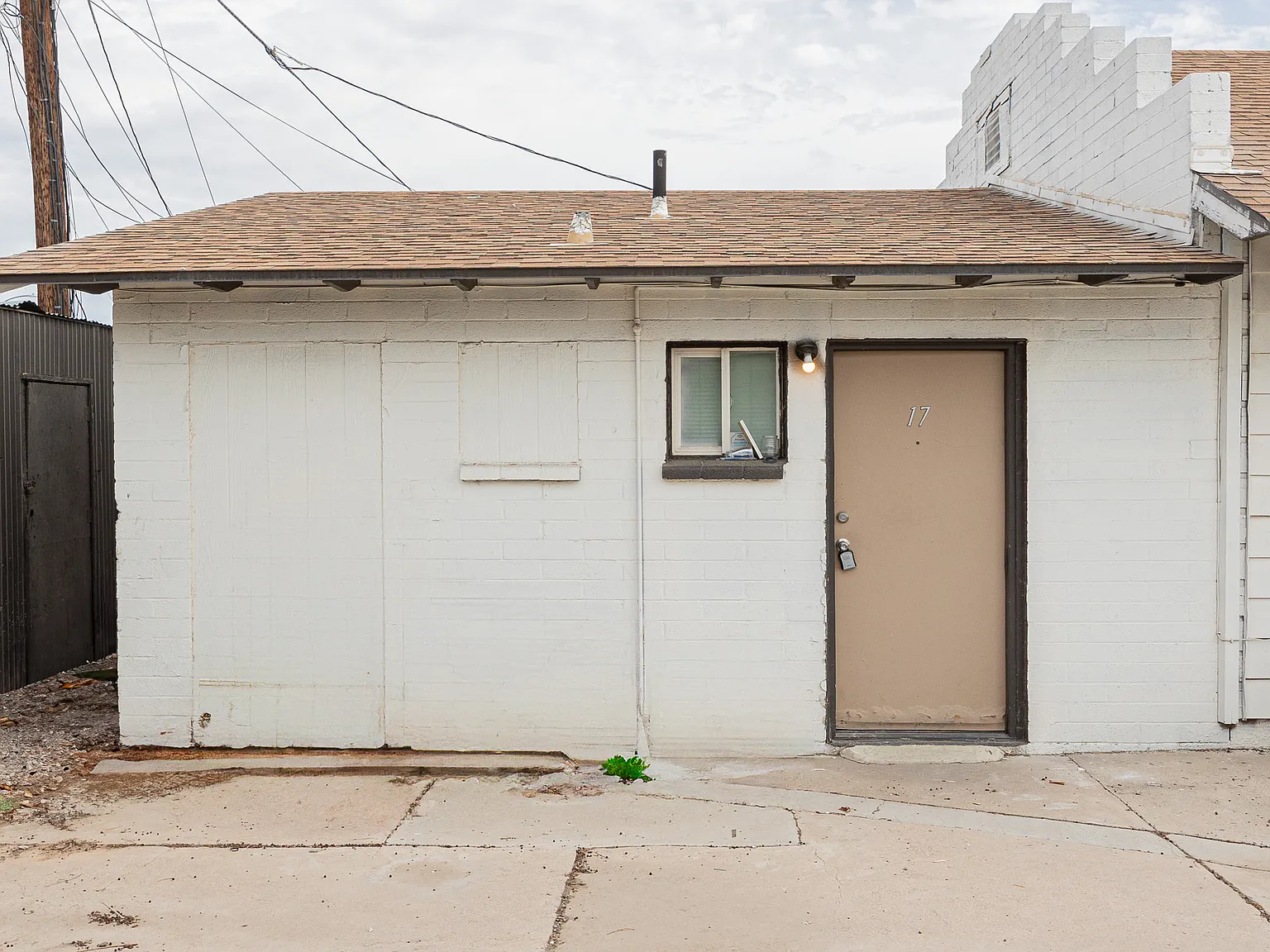 864 E Chandler Blvd, Chandler Az — Photo 2