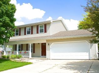 617 Aspen Ave, Verona, WI 53593