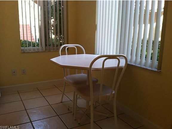 Breakfast nook for your morning coffee
