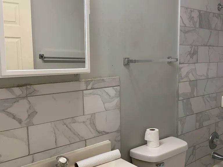 57 Washington Blvd #201 — Photo 8