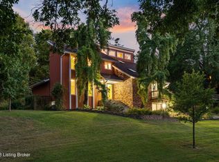 708 Cherokee Woods Rd, Louisville, KY 40206