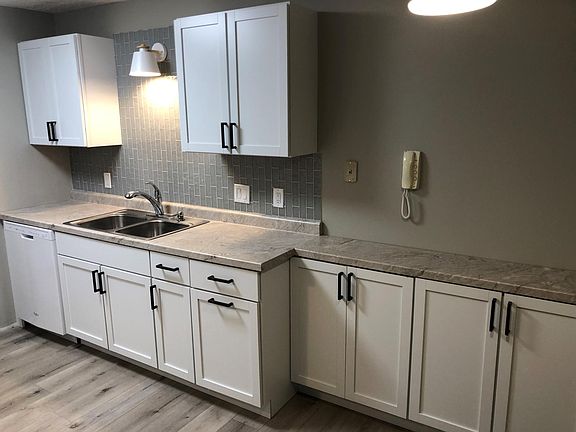 2nd image of 570 Whispering Ln
