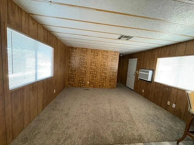 2 bed, 980 sqft, $1,400 — Photo 4