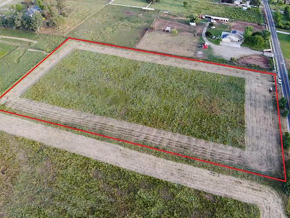 3rd image of 25920 N Graham Rd