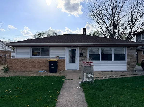 17044 Burnham Ave, Lansing, IL 60438