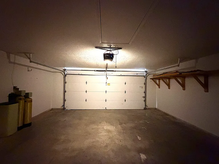 405 Gina Dr — Photo 29