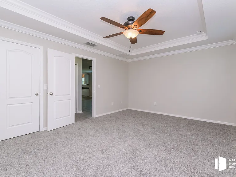 6249 Hancock Ave — Photo 8