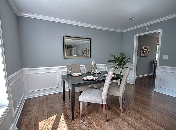 5th image of 203 N Dwyer Ave