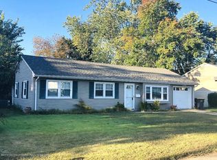 16 Carlton Ave, Monroe Township, NJ 08831