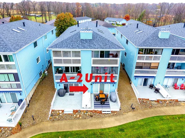 160 Lane #325, Angola, IN 46703