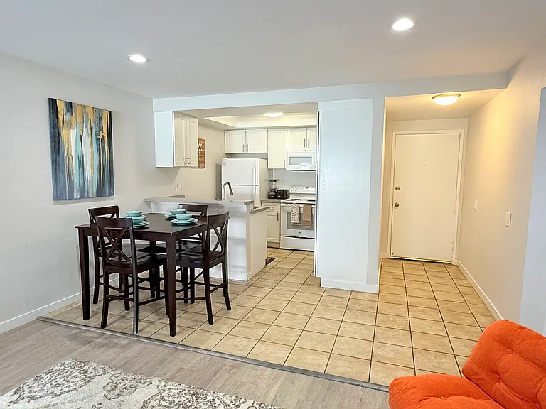 10797 San Diego Mission Rd — Photo 3