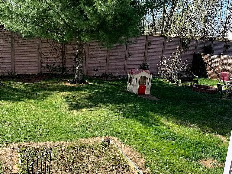 1023 Ross St — Photo 23